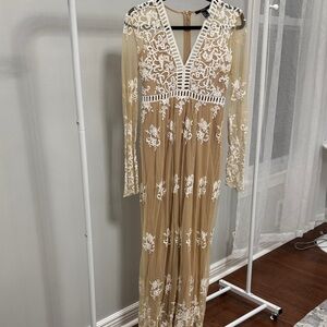 Forever 21 Lace Long Sleeve Dress in Cream and White